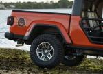 Jeep Gladiator Three O Five 2019 года